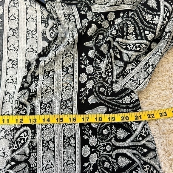 En Crème Womens Kimono size medium - Picture 5 of 8